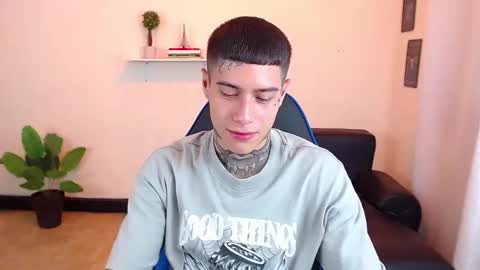 Thomas online show from September 2025 02:44:02 PM