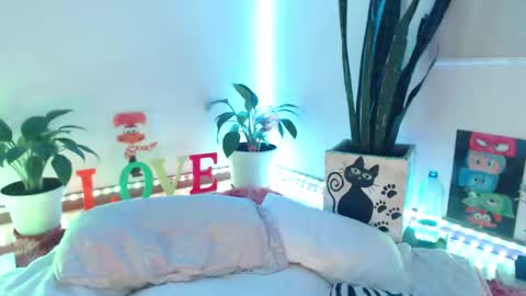 Snapshot of seuctive_woman57 chatting on September 2025 12:15:01 AM samy online show from September 2025 12:15:01 AM