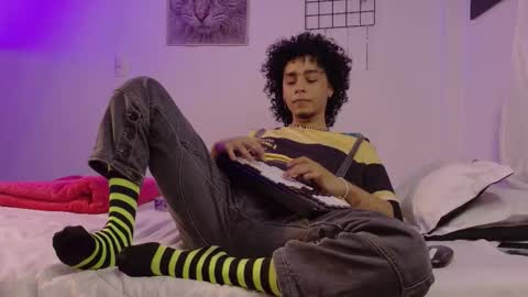 Snapshot of seven7xis chatting on November 2025 05:19:02 AM Alexis online show from November 2025 05:19:02 AM