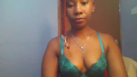 Maggie online show from February 2025 12:14:02 PM