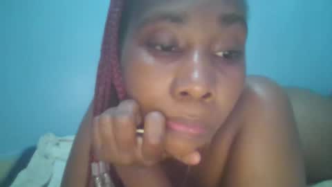 Maggie online show from March 2025 07:38:02 AM