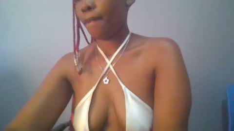 Maggie online show from March 2025 07:34:02 AM
