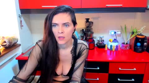 sexqueen1111 online show from February 2025 03:05:02 PM