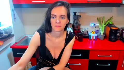 sexqueen1111 online show from March 2025 02:32:01 AM