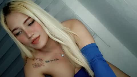 Snapshot of sexual_desire22 chatting on November 2025 09:53:02 AM Britney Allen online show from November 2025 09:53:02 AM