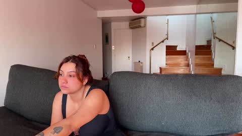 Andrea online show from October 2025 12:06:01 PM