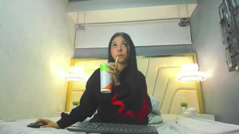 sexvanti online show from September 2025 07:16:01 PM