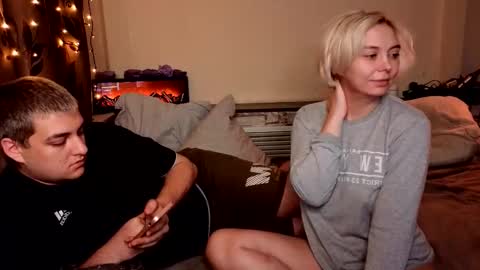 Snapshot of sexvibecouple chatting on November 2025 12:19:01 AM sexvibecouple online show from November 2025 12:19:01 AM