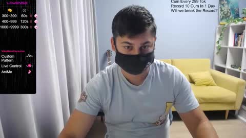 Tommy online show from October 2025 08:37:02 AM