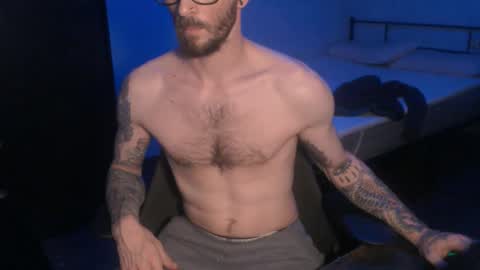 SiuL online show from March 2025 06:30:01 PM