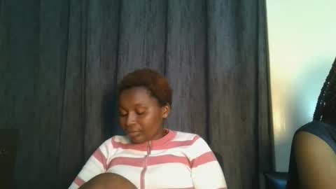 Snapshot of sexxy_amira chatting on November 2025 06:09:02 PM sexxy_amira online show from November 2025 06:09:02 PM