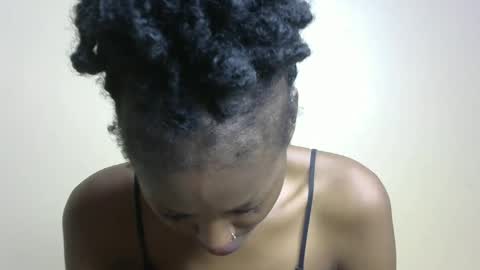 sexxy bum online show from February 2025 02:14:01 AM