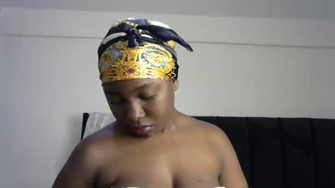 sexxy_buty online show from September 2025 09:59:02 PM