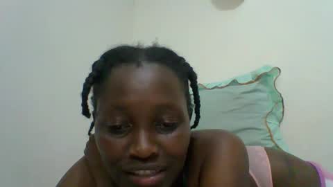 Snapshot of sexxy_kendrah chatting on October 2025 10:07:02 PM lorna online show from October 2025 10:07:02 PM