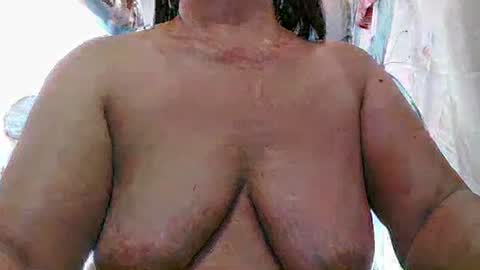 Snapshot of sexxyicee69 chatting on December 2024 03:14:02 AM misslovely j online show from December 2024 03:14:02 AM