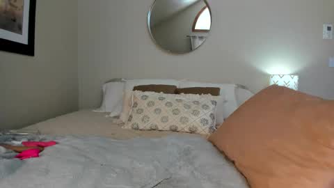 Snapshot of sexxylaurab chatting on January 2025 06:09:02 PM Sexxy Laura online show from January 2025 06:09:02 PM