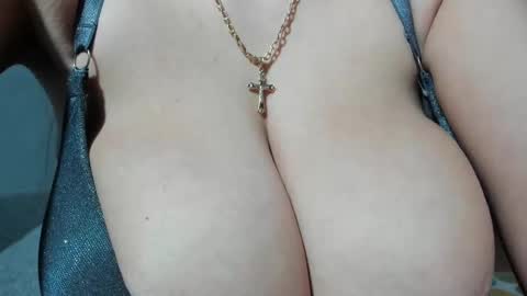 sexxymeriemm online show from February 2025 05:58:02 PM