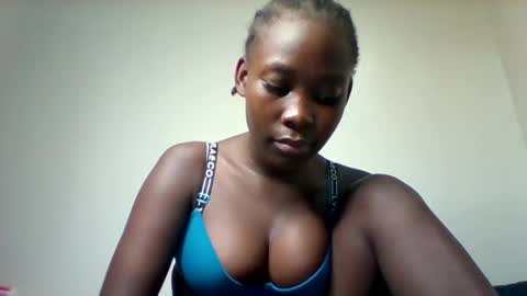 Snapshot of sexxyvajaina chatting on December 2024 12:23:01 AM sexxyvajaina online show from December 2024 12:23:01 AM