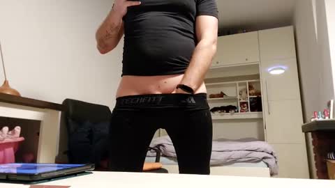 sexy30031986 online show from January 2025 06:46:01 AM
