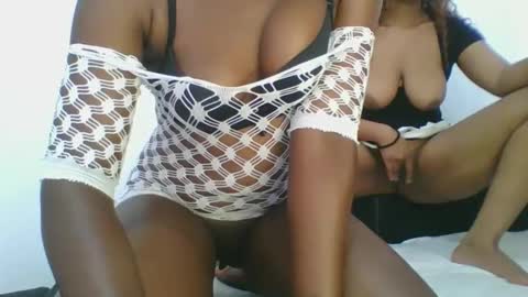 Tina online show from December 2024 09:00:02 AM