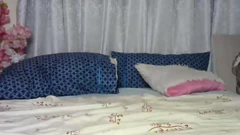 sexy_caramel8 online show from October 2025 07:47:01 PM