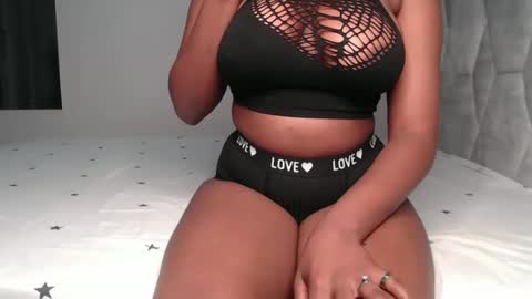 Snapshot of sexy_chocolata chatting on January 2025 10:08:01 AM chocolata online show from January 2025 10:08:01 AM