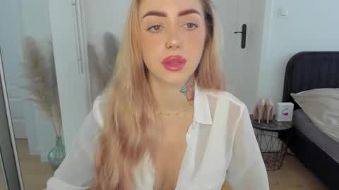 C o r a l i e online show from September 2025 06:46:01 AM