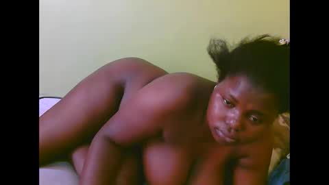 Snapshot of sexy_divana chatting on February 2025 08:39:01 AM sexy_divana online show from February 2025 08:39:01 AM