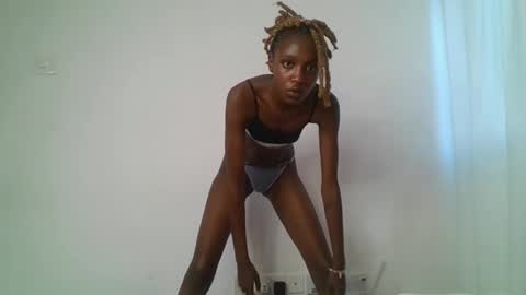 Snapshot of sexy_ebony_nica chatting on February 2025 02:34:02 PM sexy_ebony_nica online show from February 2025 02:34:02 PM
