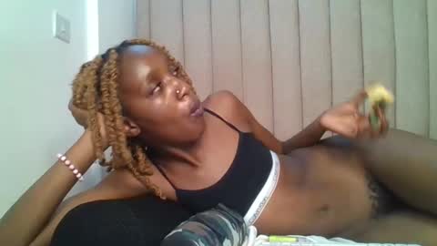 Snapshot of sexy_ebony_nica chatting on February 2025 09:14:01 PM sexy_ebony_nica online show from February 2025 09:14:01 PM