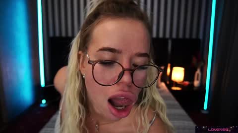 Snapshot of sexy_ira chatting on January 2025 10:51:02 AM Ira online show from January 2025 10:51:02 AM