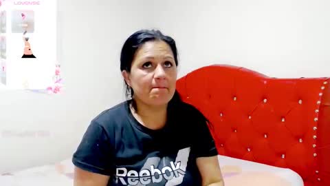 Jhoan online show from October 2025 12:49:02 PM