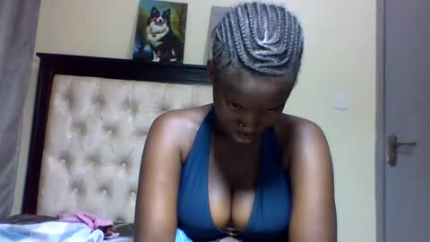 sexy online show from February 2025 05:24:01 PM