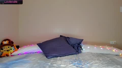 Snapshot of sexy_kimberlyxx chatting on November 2025 05:52:01 AM BABY KIMMY 3 online show from November 2025 05:52:01 AM