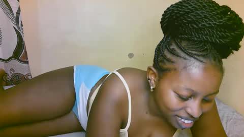 Snapshot of sexy_latasha chatting on October 2025 02:34:02 AM sexy_latasha online show from October 2025 02:34:02 AM