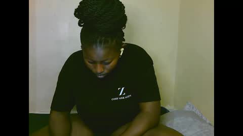 Snapshot of sexy_latasha chatting on October 2025 06:31:01 PM sexy_latasha online show from October 2025 06:31:01 PM