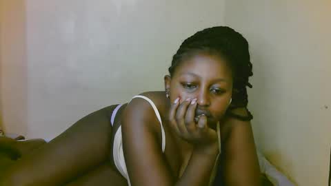 Snapshot of sexy_latasha chatting on October 2025 03:29:02 AM sexy_latasha online show from October 2025 03:29:02 AM