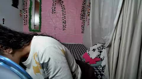 Snapshot of sexy_lolas chatting on October 2025 02:15:01 AM sexy lolas online show from October 2025 02:15:01 AM