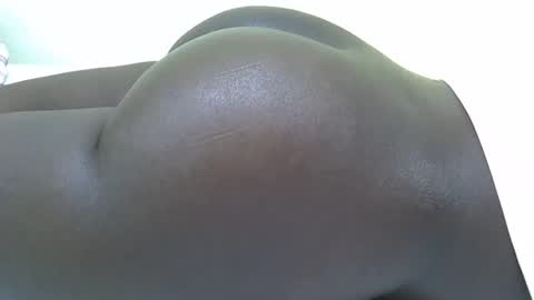 Snapshot of sexy_loner07 chatting on October 2025 05:52:02 AM Loner online show from October 2025 05:52:02 AM