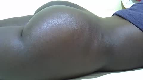 Snapshot of sexy_loner07 chatting on November 2025 06:12:02 AM Loner online show from November 2025 06:12:02 AM