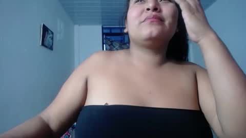 Snapshot of sexy_love_15 chatting on October 2025 10:43:01 PM SIRENA LOVE online show from October 2025 10:43:01 PM