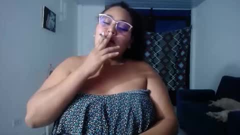 Snapshot of sexy_love_15 chatting on November 2025 05:46:01 AM SIRENA LOVE online show from November 2025 05:46:01 AM