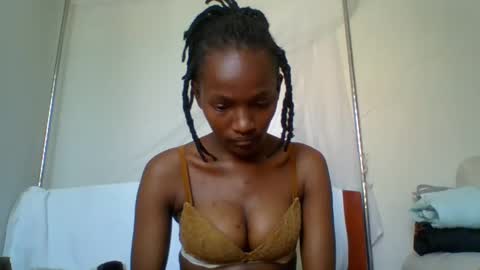 sexy_lucy012 online show from January 2025 11:04:02 AM