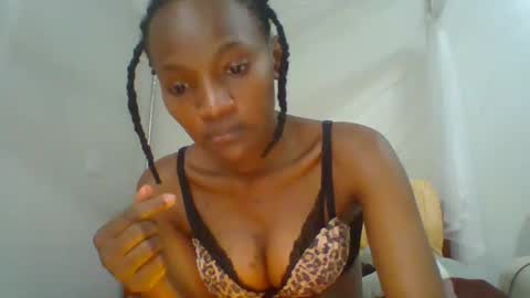 sexy_lucy012 online show from January 2025 03:19:01 PM
