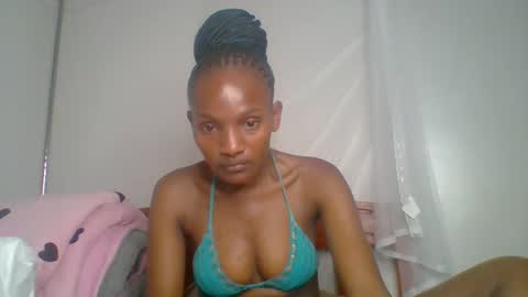 sexy_lucy012 online show from February 2025 06:39:01 PM