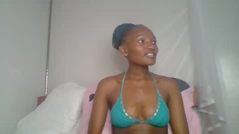 sexy_lucy012 online show from February 2025 08:59:02 PM