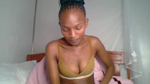 sexy_lucy012 online show from February 2025 04:35:01 PM