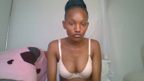 sexy_lucy012 online show from February 2025 01:54:02 PM