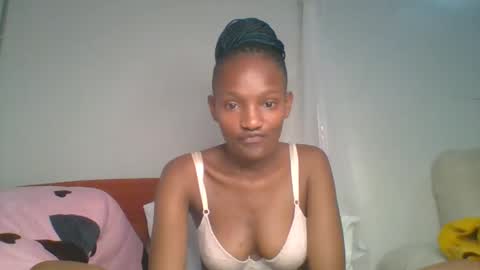 sexy_lucy012 online show from February 2025 04:57:02 PM