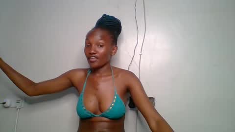sexy_lucy012 online show from February 2025 08:25:01 PM